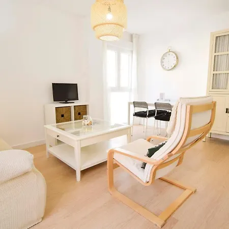 Letmalaga Lord Beach Apartment Malaga